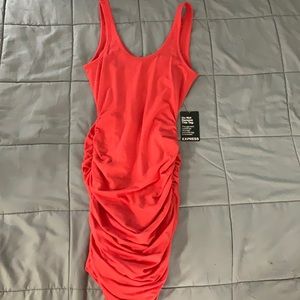 XS AND THE BLACK IS SMALL